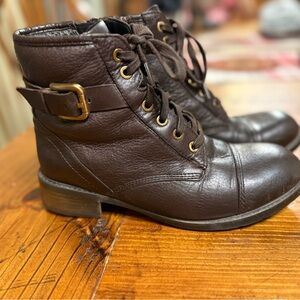 Clarks Women's Swansea Ledge brown leather ankle boots with a side zipper&buckle